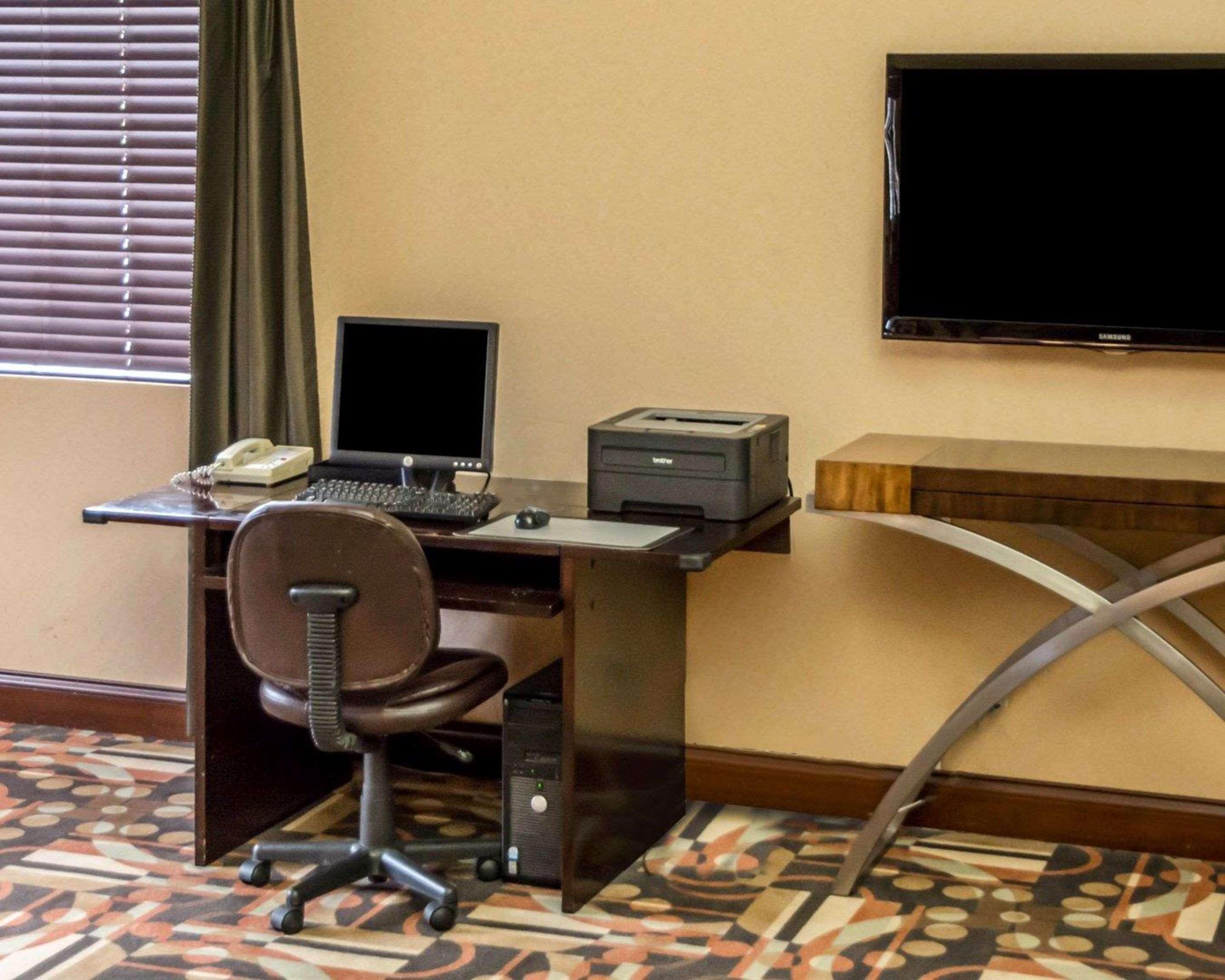 Comfort Inn & Suites Cincinnati Eastgate Zewnętrze zdjęcie