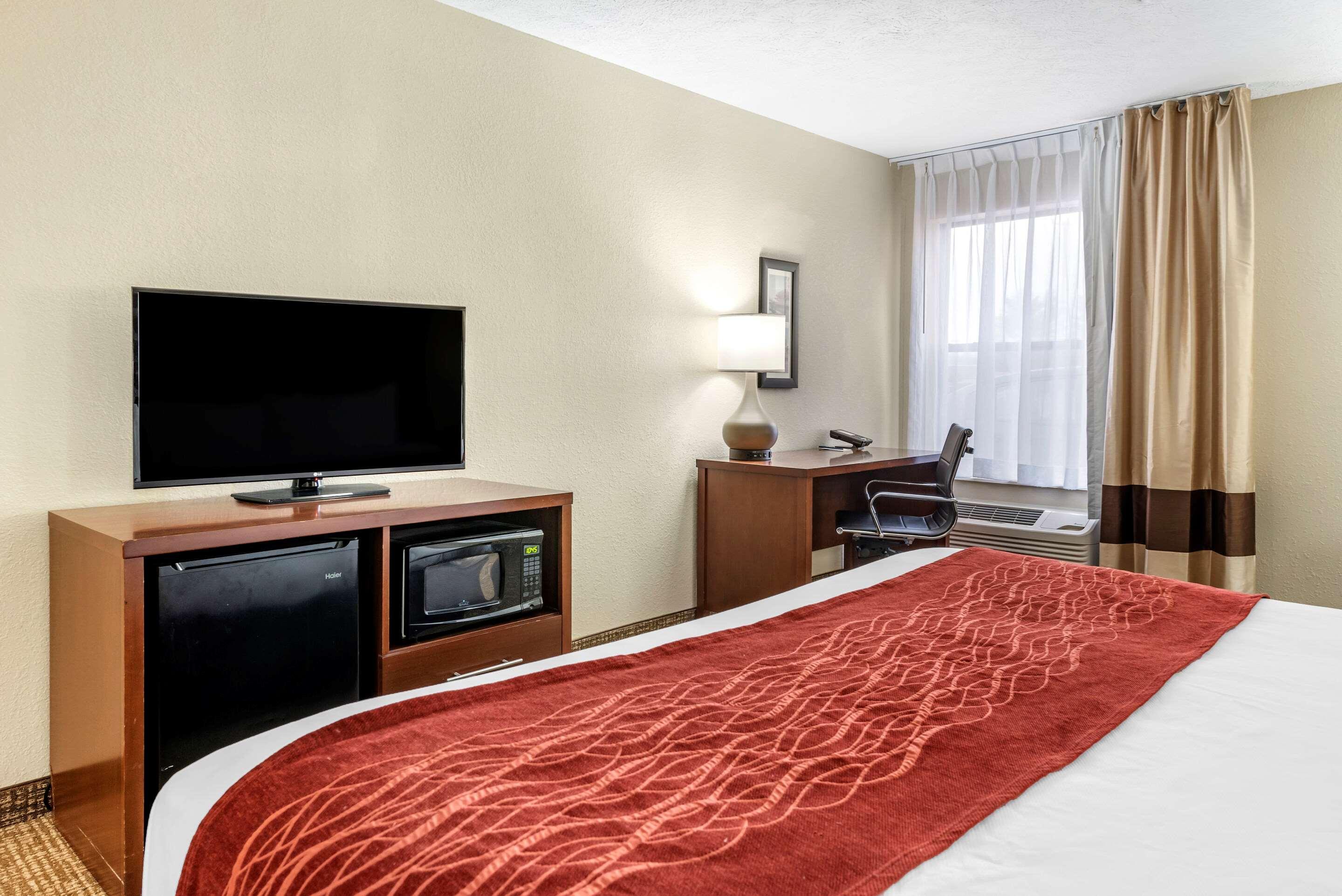 Comfort Inn & Suites Cincinnati Eastgate Zewnętrze zdjęcie
