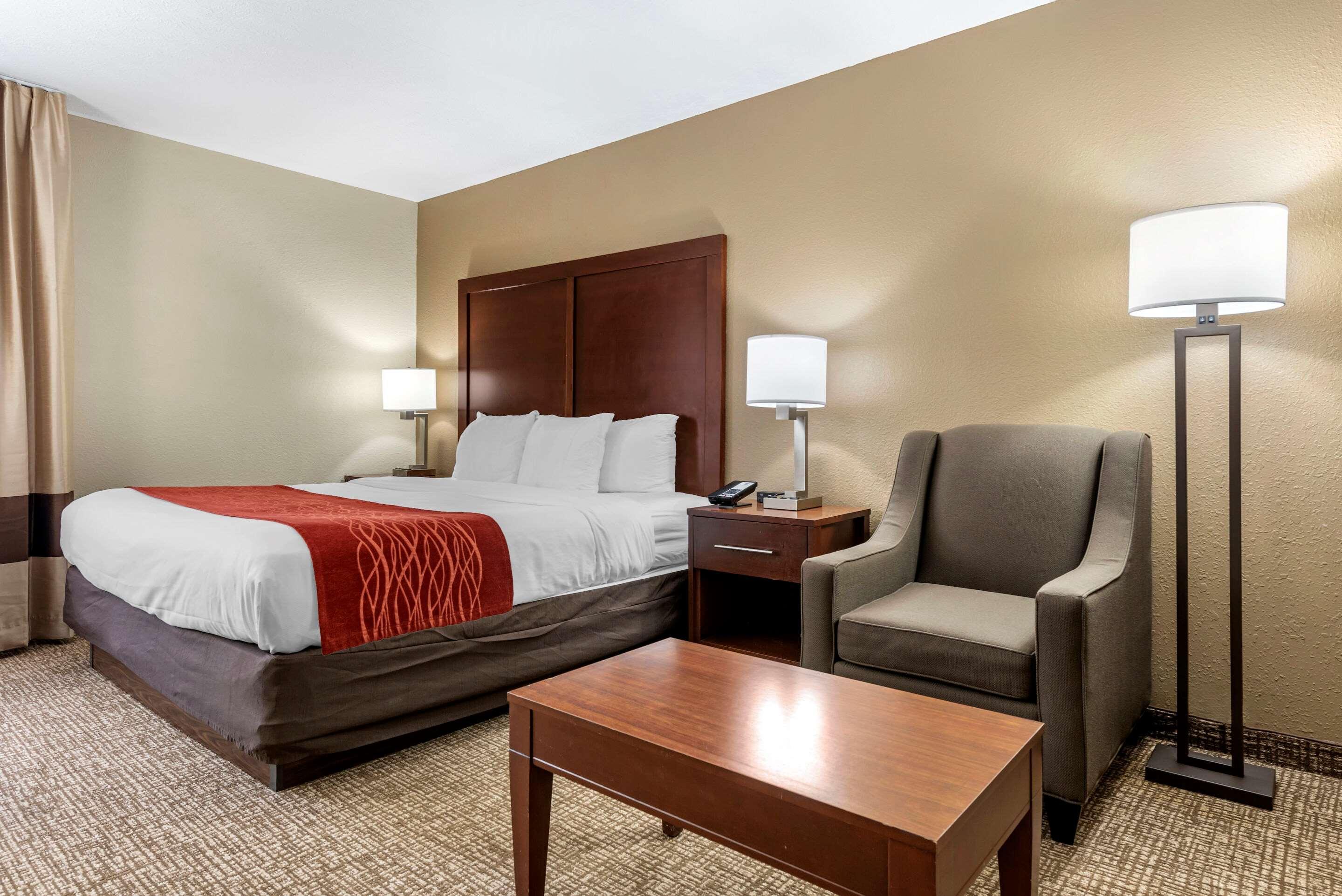 Comfort Inn & Suites Cincinnati Eastgate Zewnętrze zdjęcie