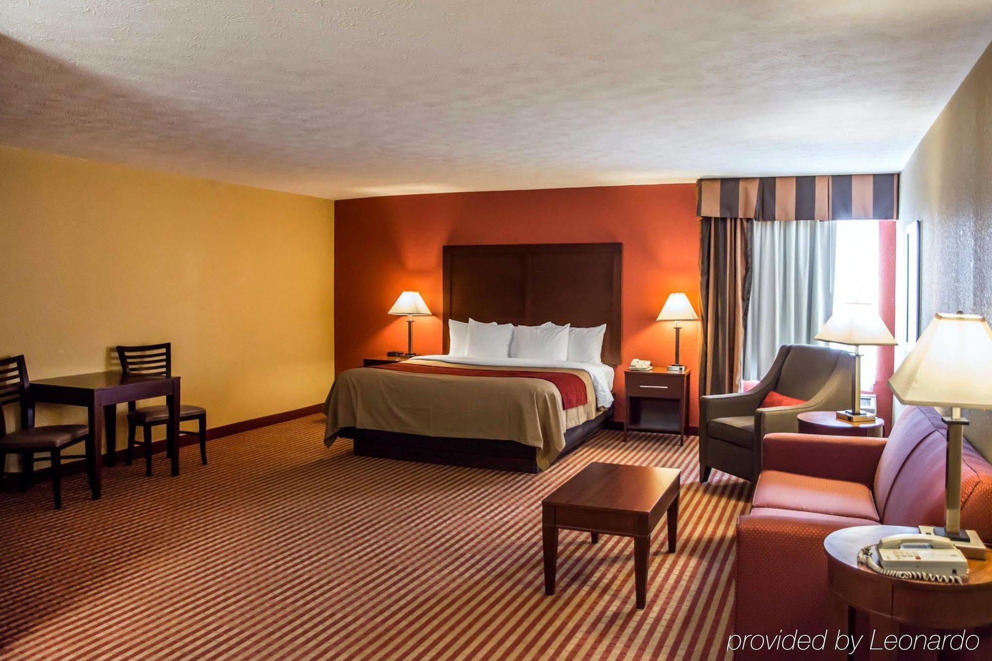 Comfort Inn & Suites Cincinnati Eastgate Zewnętrze zdjęcie