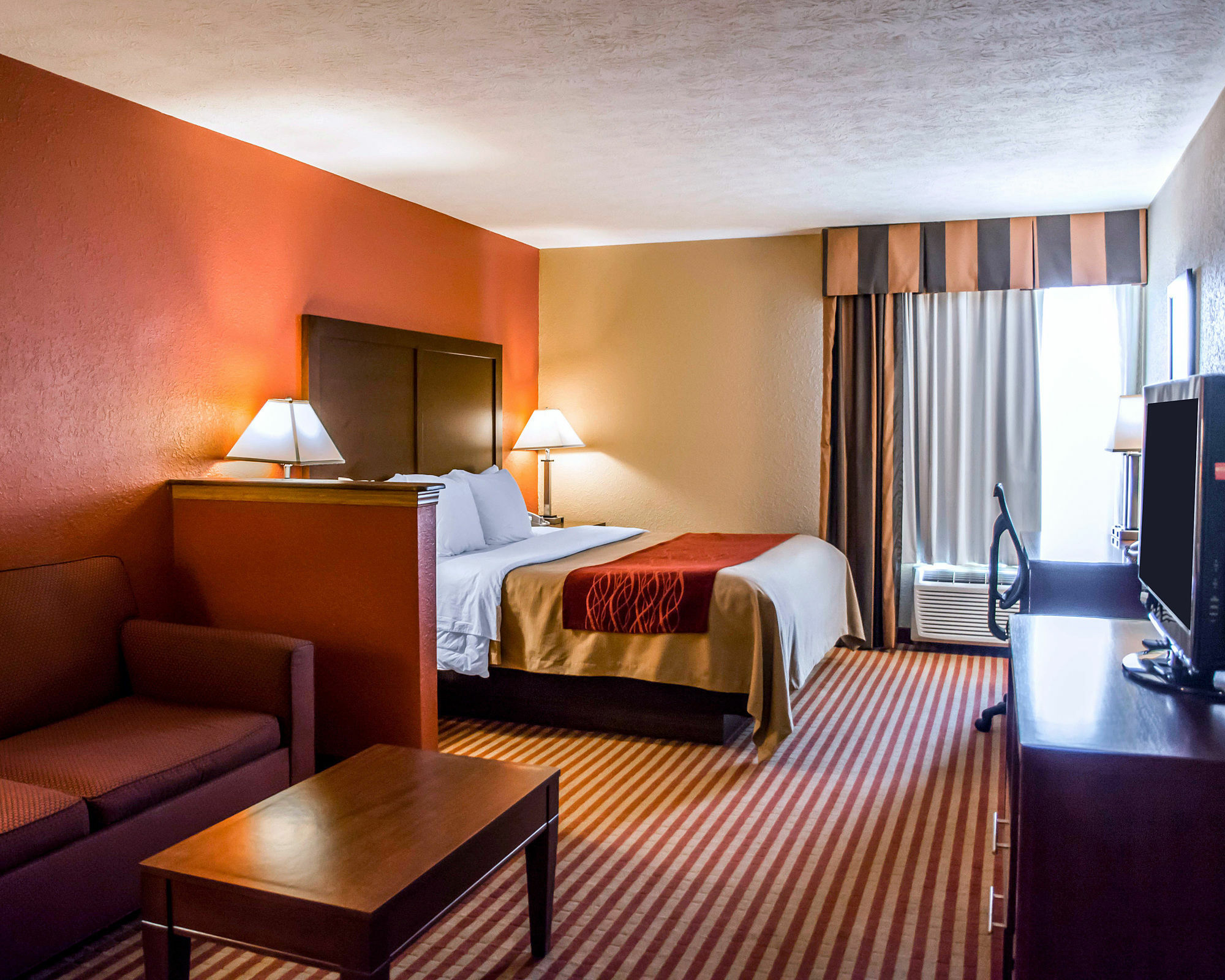 Comfort Inn & Suites Cincinnati Eastgate Zewnętrze zdjęcie